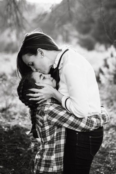 sesion de fotos de familia en el campo marbella