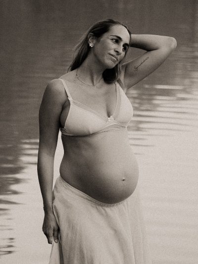 fotografía de embarazada en exteriores marbella